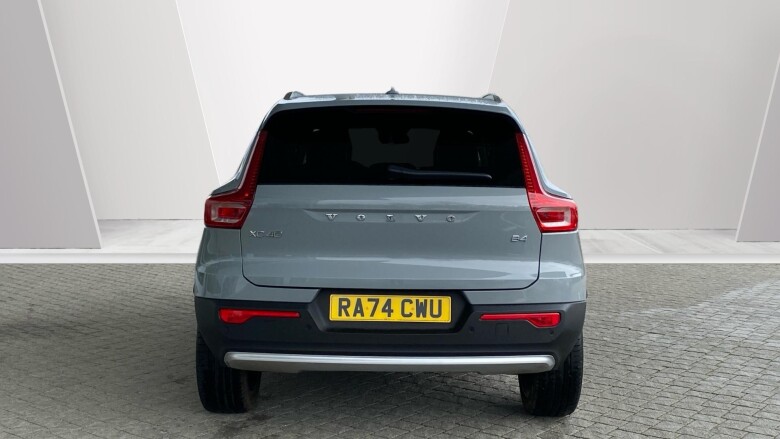 Volvo XC40 2.0 B4P Ultra Dark 5dr Auto Petrol Estate